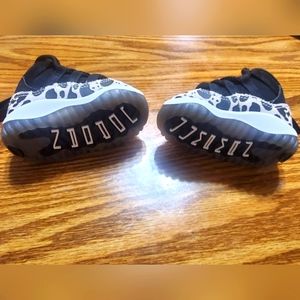Jordan 11 retro animal print